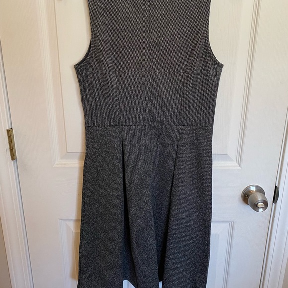 Banana Republic dress - Picture 2 of 3